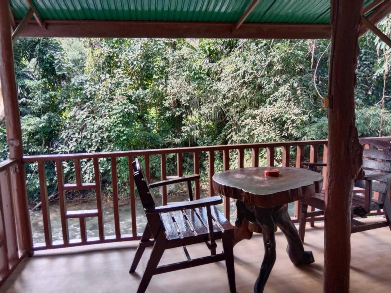Tree Tops River Huts Khao Sok National Park Luaran gambar